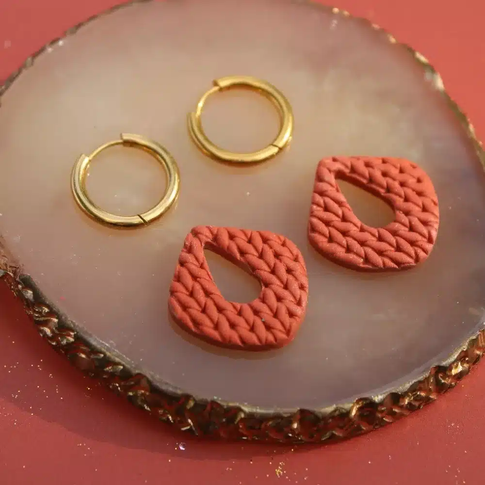 Goutte tressée terracotta