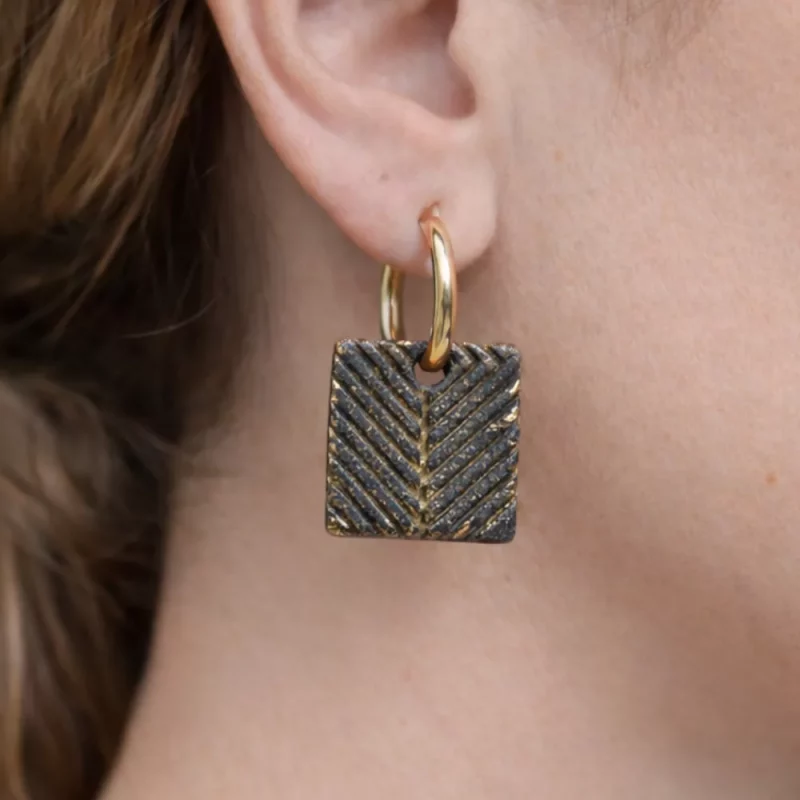 Créoles interchangeables carré strié