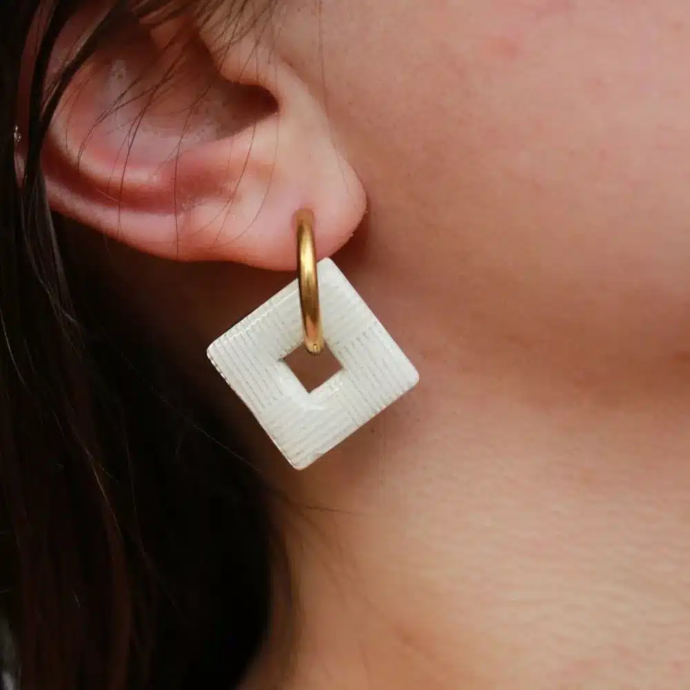 Pampilles carrées blanches