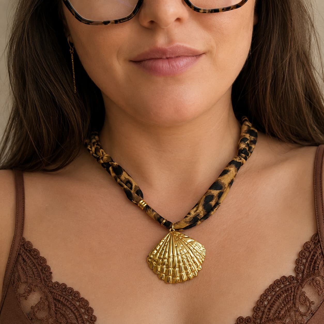 Collier foulard léopard 2