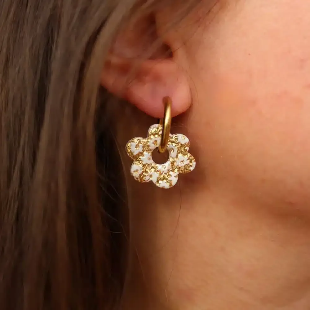 Pampilles fleurs blanches